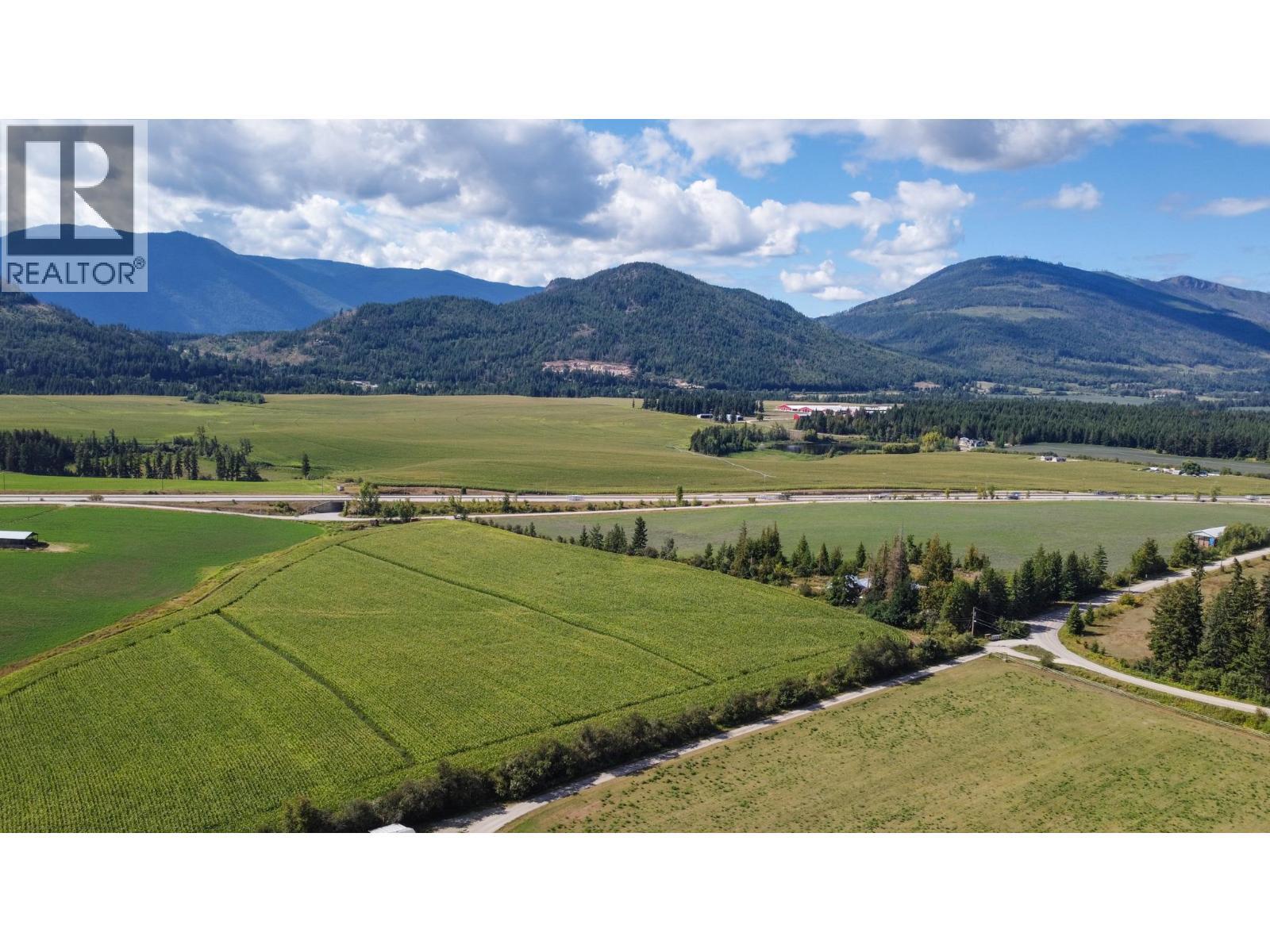 4050 White Lake Road. Sorrento, British Columbia