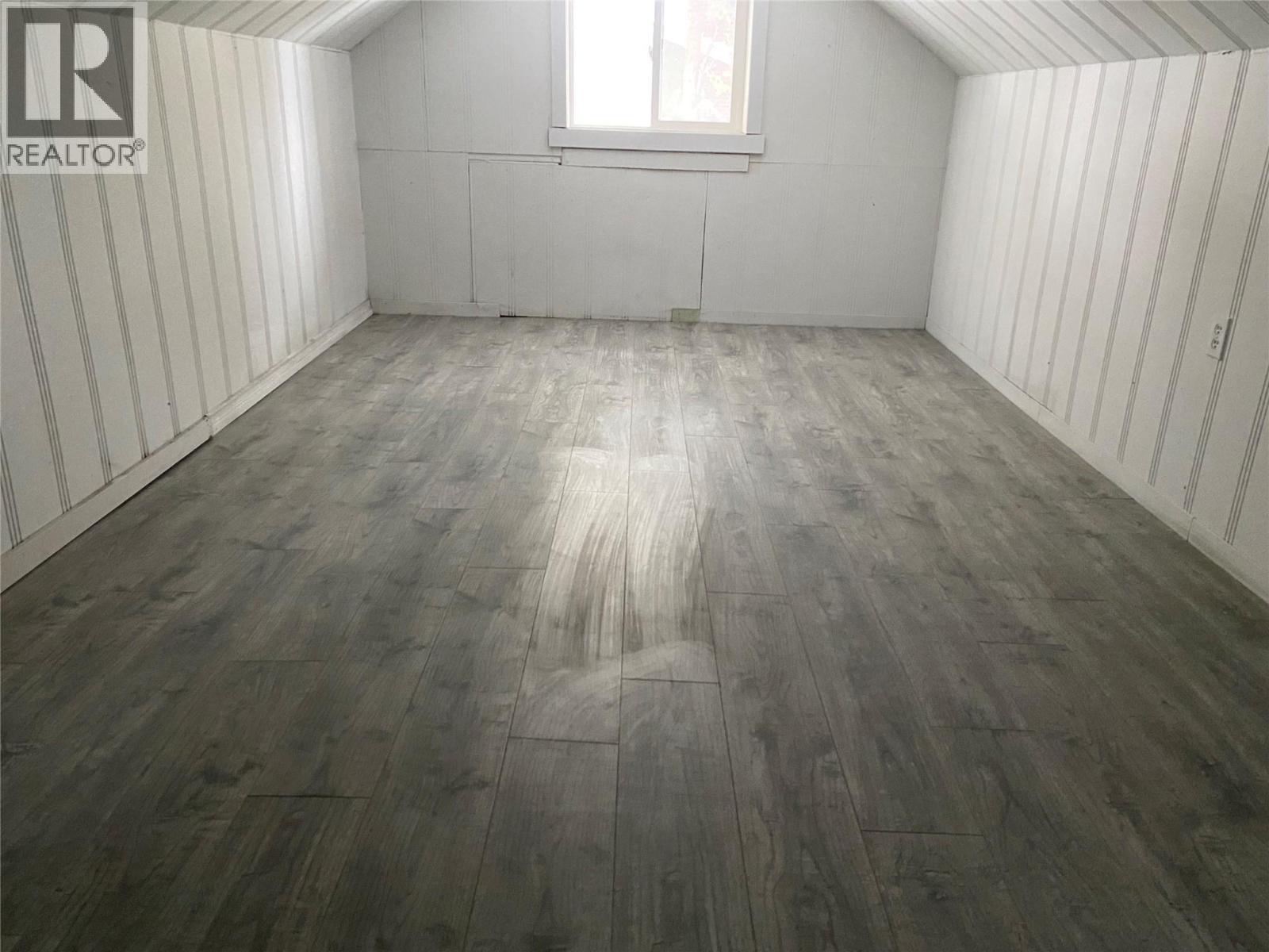 465 Mugford Road. Kelowna, British Columbia