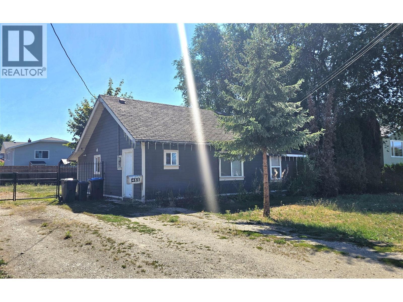 465 Mugford Road. Kelowna, British Columbia