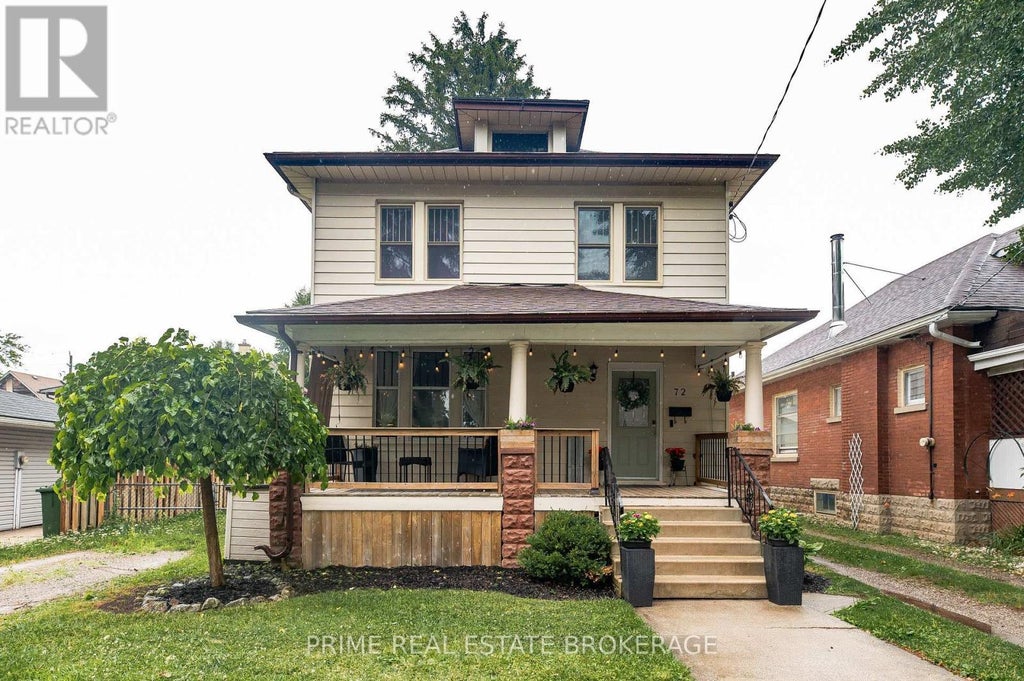 72 Walnut Street, St. Thomas