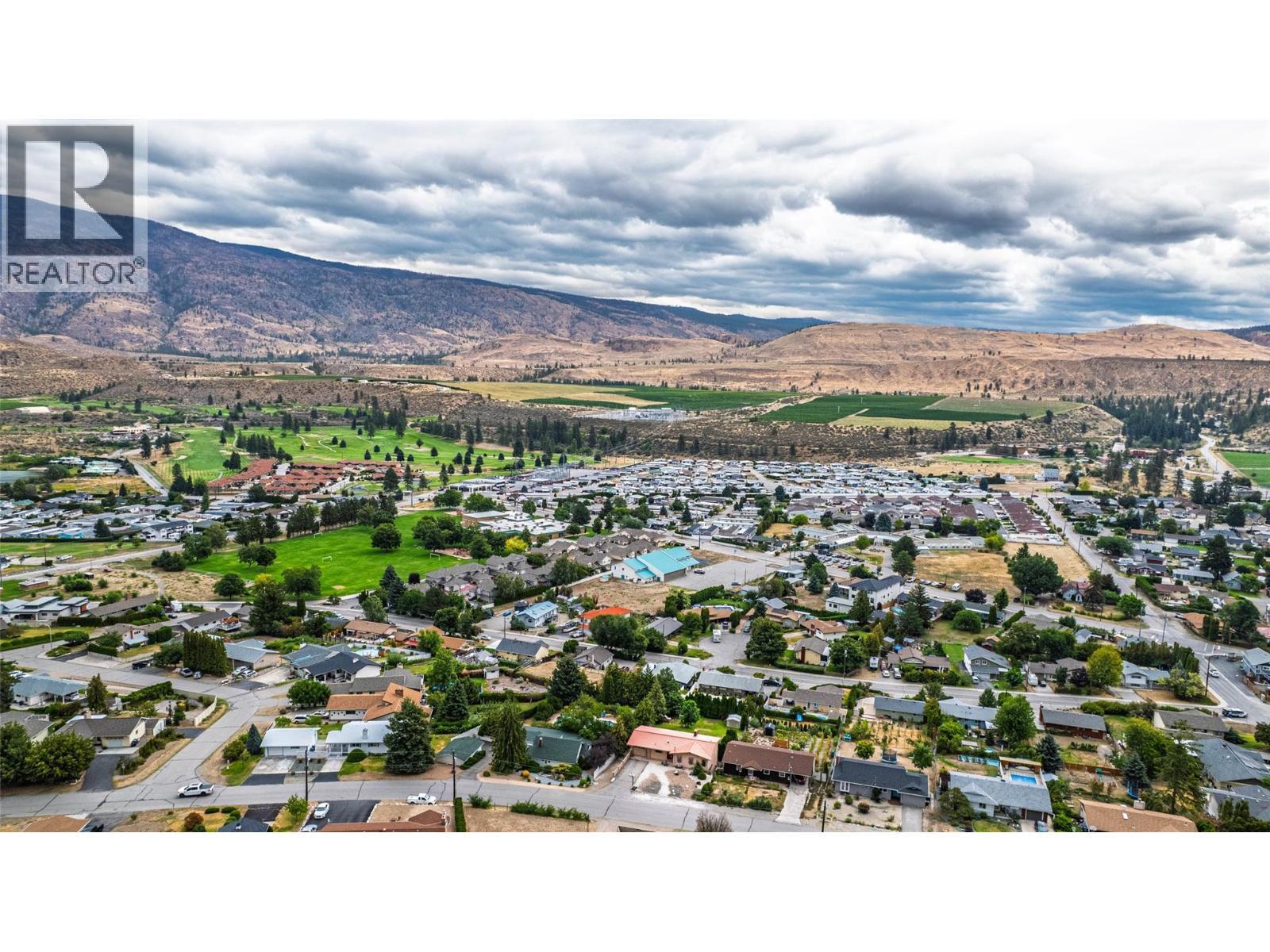 6563 Mountainview Drive. Oliver, British Columbia