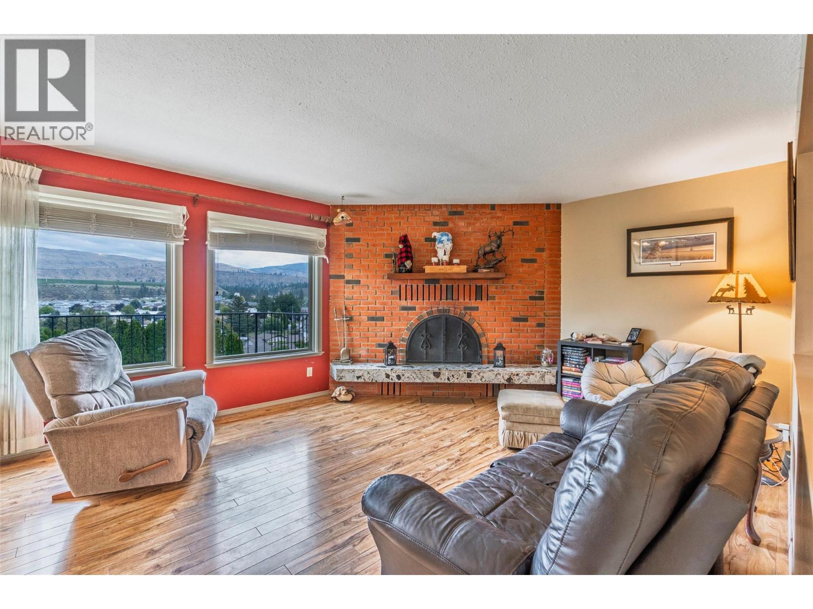 6563 Mountainview Drive. Oliver, British Columbia