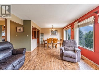 6563 Mountainview Drive. Oliver, British Columbia