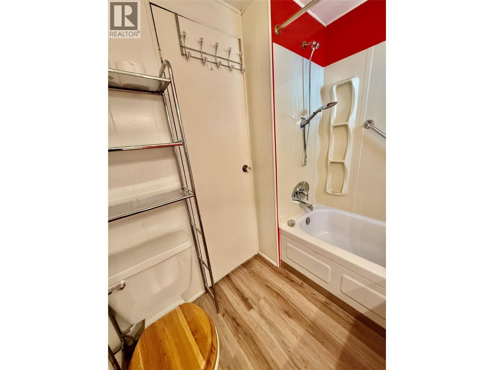 469 Main Street Unit# 5. Sicamous, British Columbia