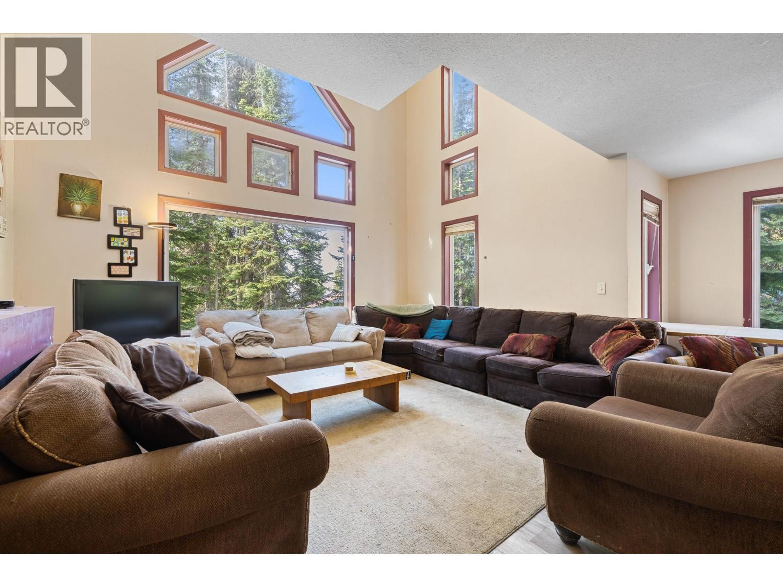 7475 Porcupine Road Unit# 3. Big White, British Columbia