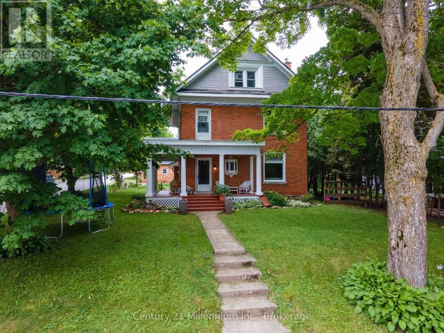 45 Mark Street W, Grey Highlands