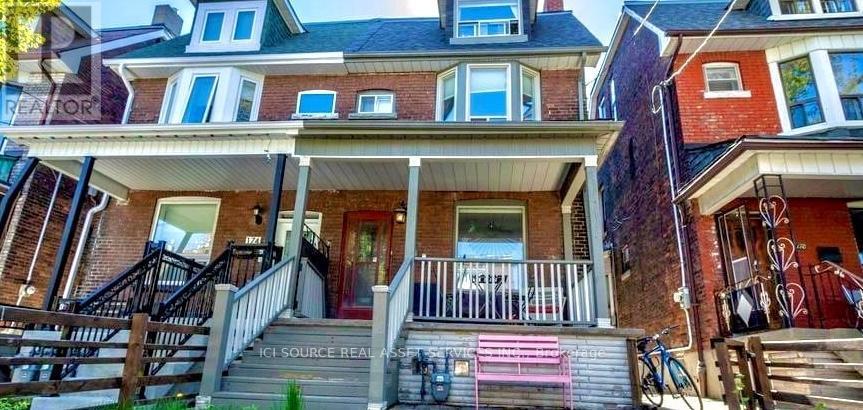 1 - 176 Grace Street, Toronto (palmerston-Little Italy)