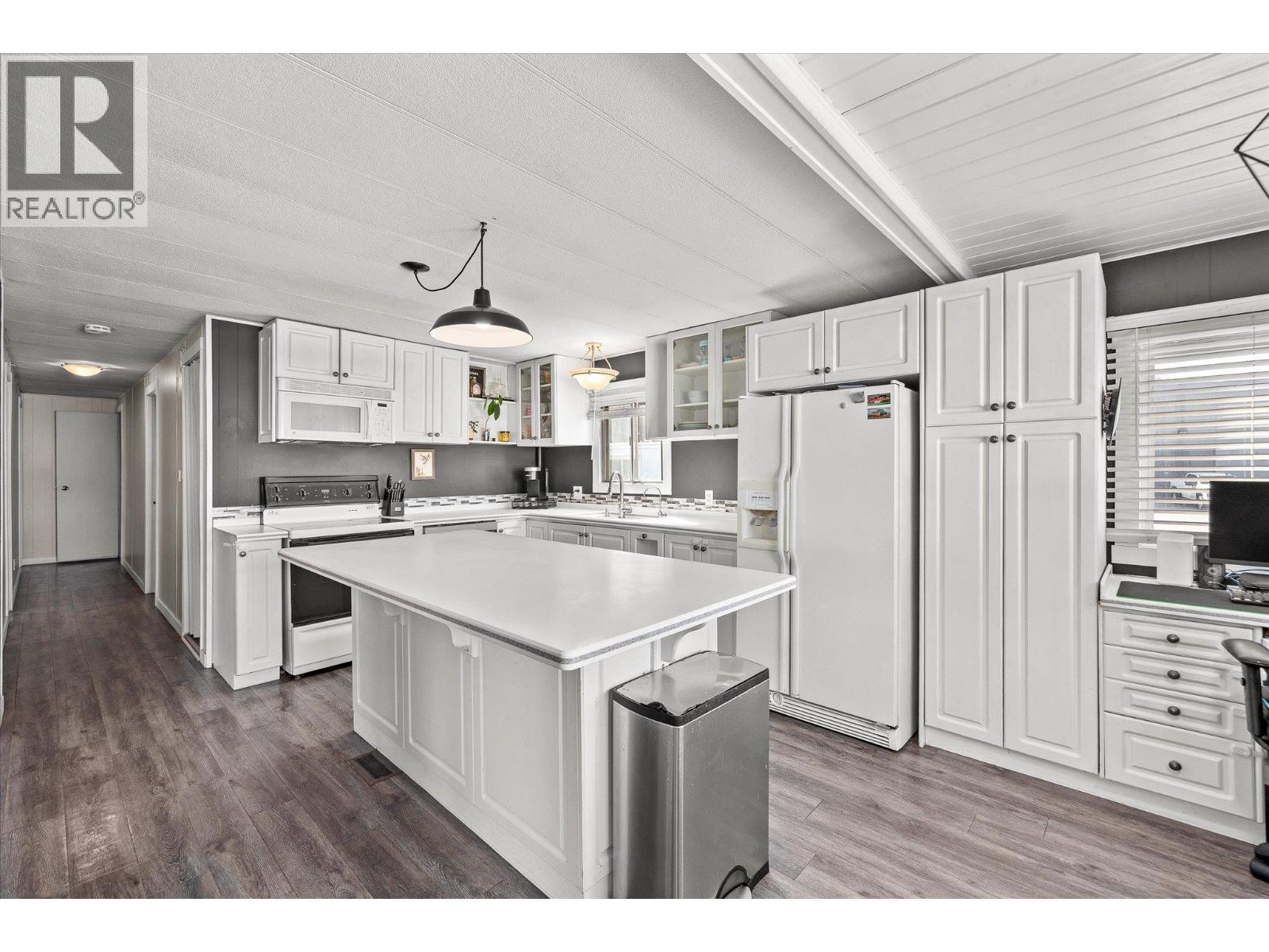 1925 Baron Road Unit# 30. Kelowna, British Columbia