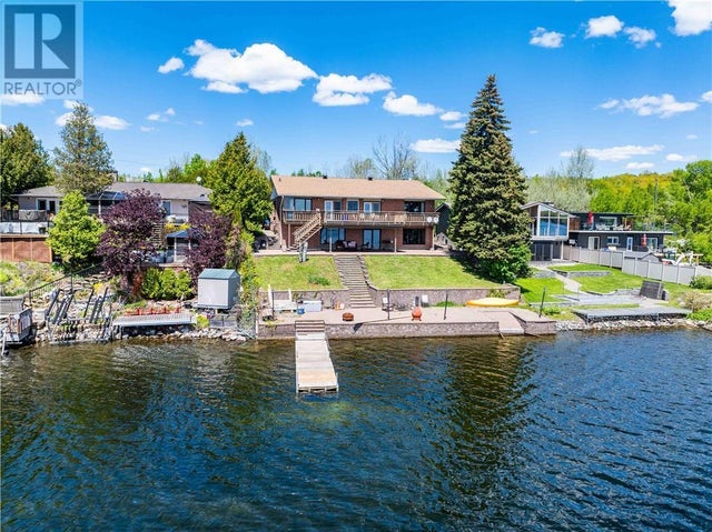 549 Bayview Lane, Sudbury