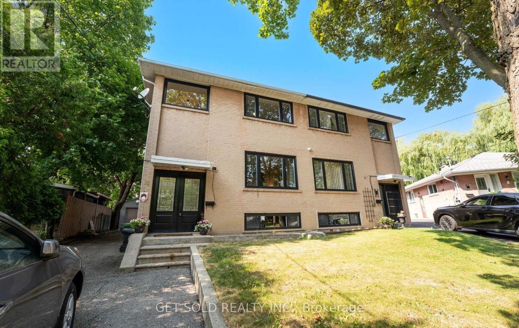 10 Dunboyne Court, Toronto (westminster-Branson)
