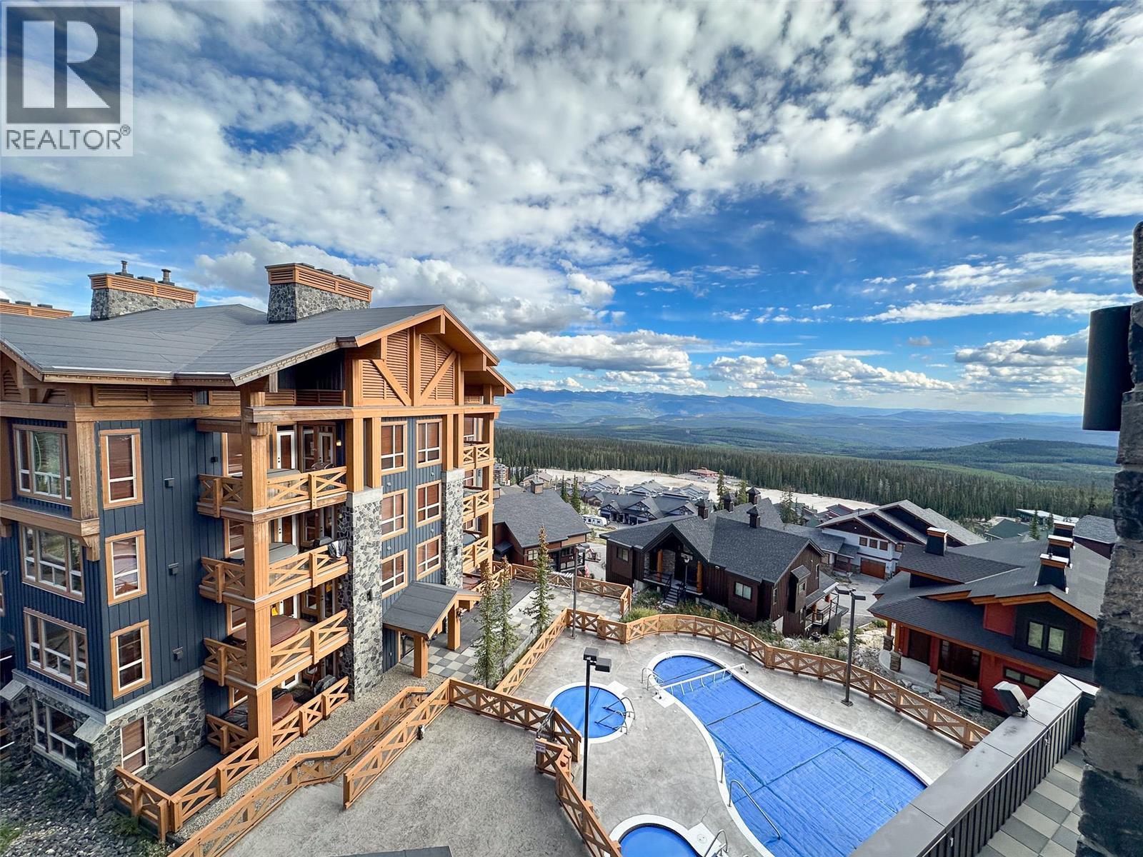 375 Raven Ridge Road Unit# 2208. Big White, British Columbia