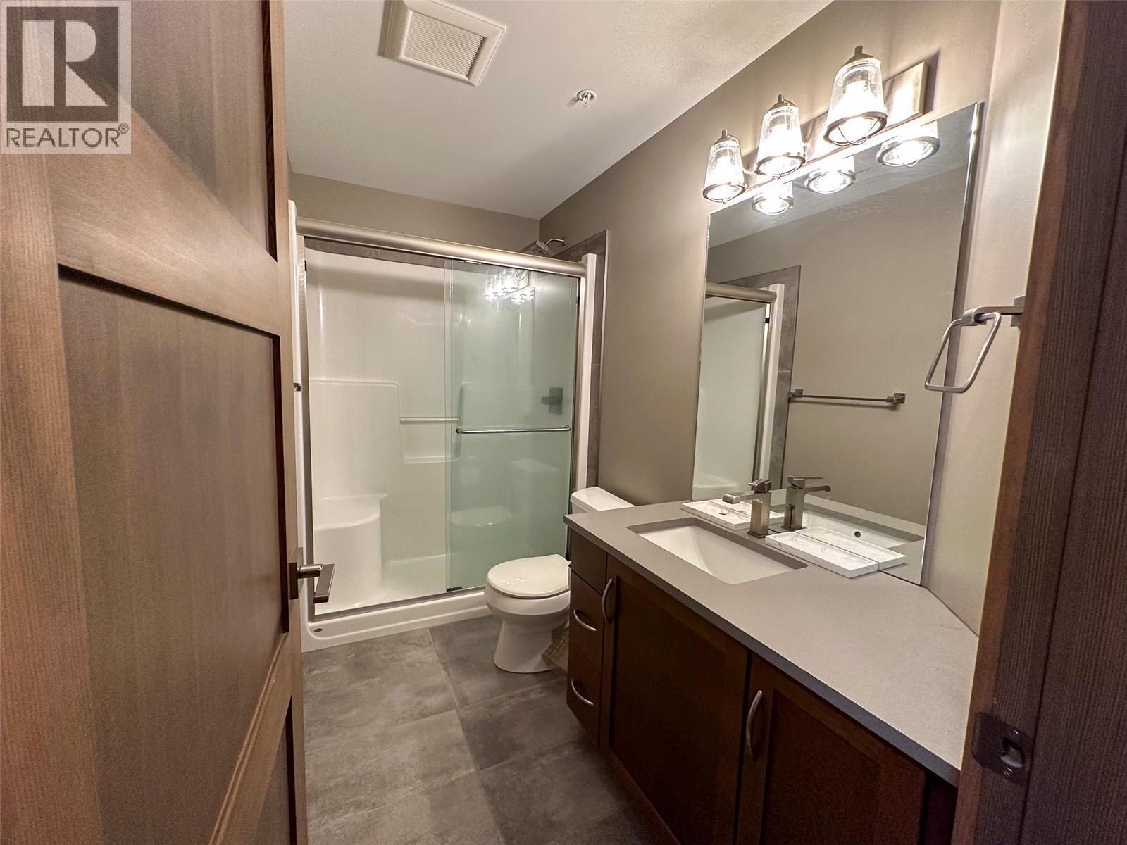 375 Raven Ridge Road Unit# 2208. Big White, British Columbia