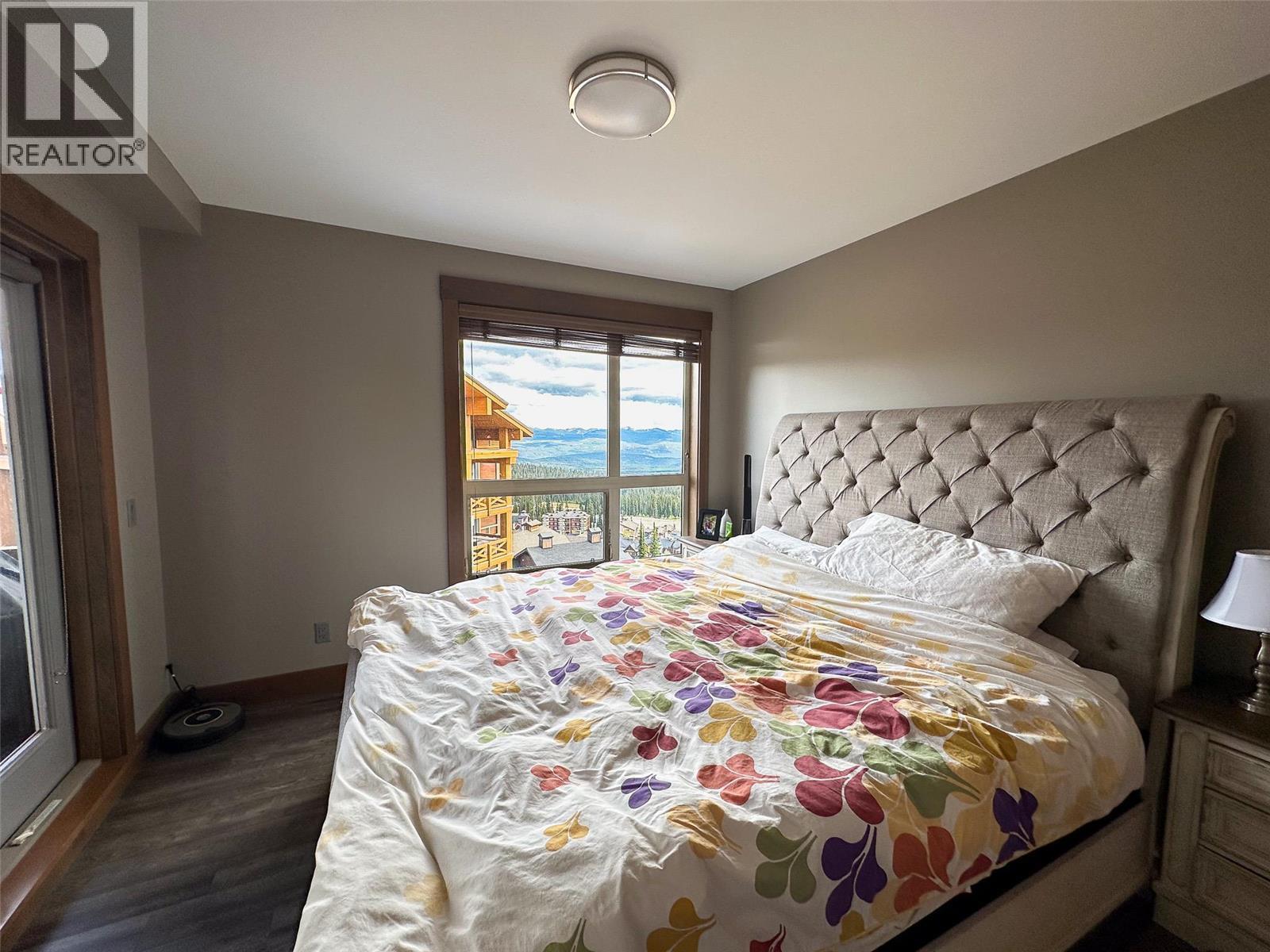 375 Raven Ridge Road Unit# 2208. Big White, British Columbia