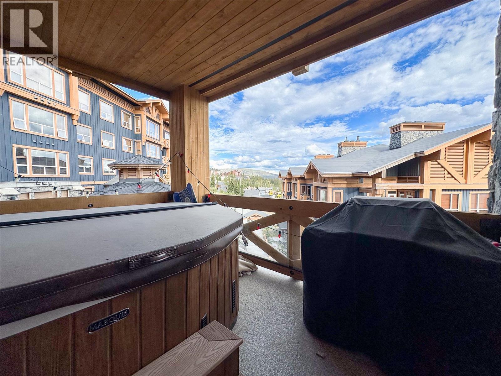 375 Raven Ridge Road Unit# 2208. Big White, British Columbia