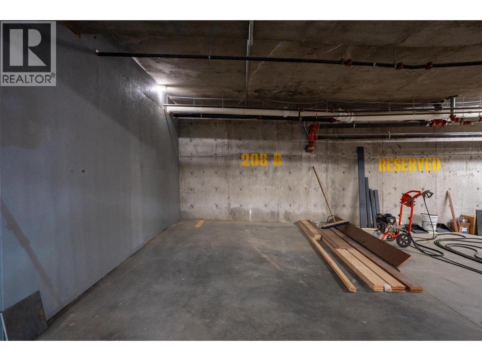 375 Raven Ridge Road Unit# 2208. Big White, British Columbia