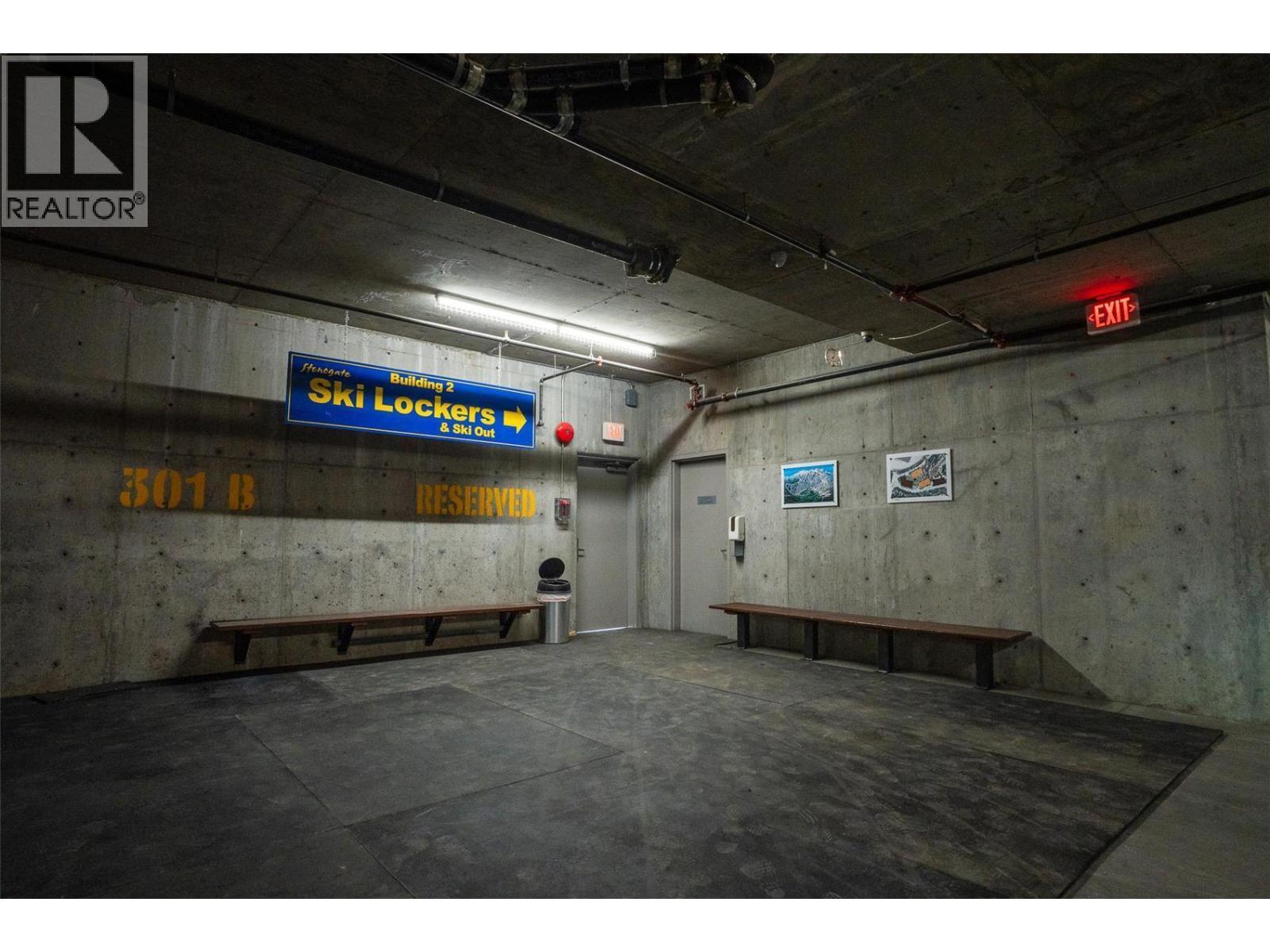 375 Raven Ridge Road Unit# 2208. Big White, British Columbia