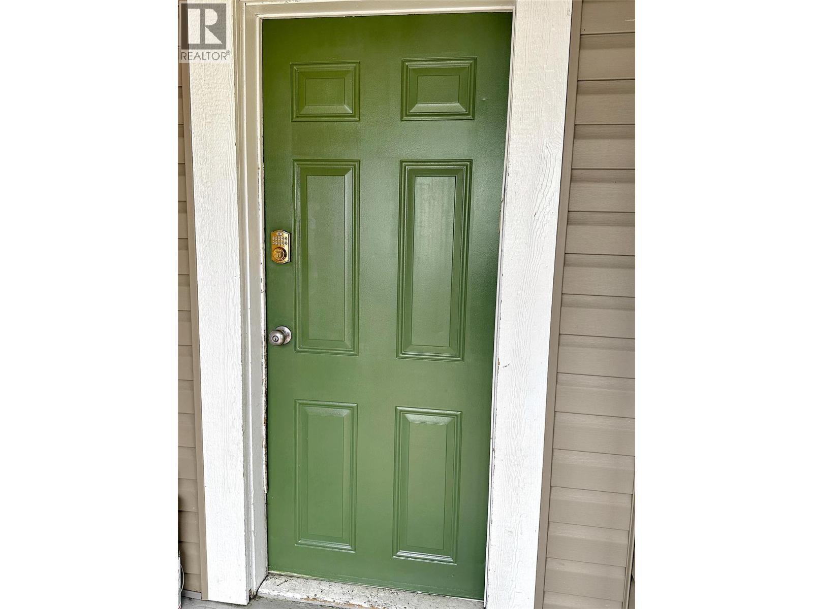 569 Auburn Crescent. Princeton, British Columbia