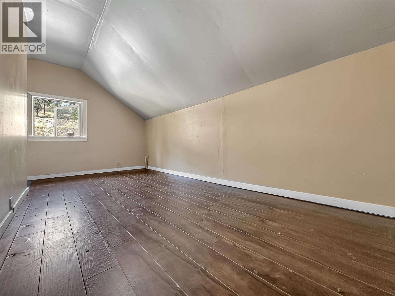 569 Auburn Crescent. Princeton, British Columbia