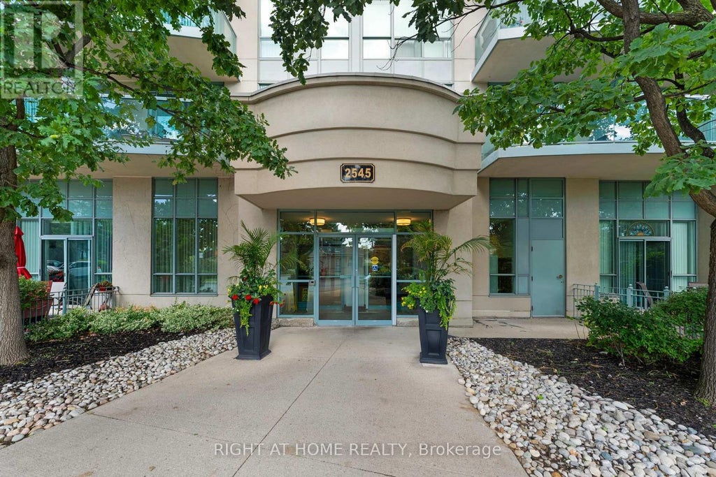 1611 - 2545 Erin Centre Boulevard, Mississauga (central Erin Mills)