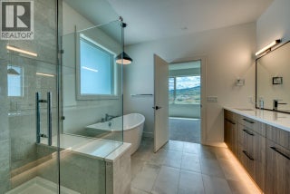 1070 Emslie Street. Kelowna, British Columbia