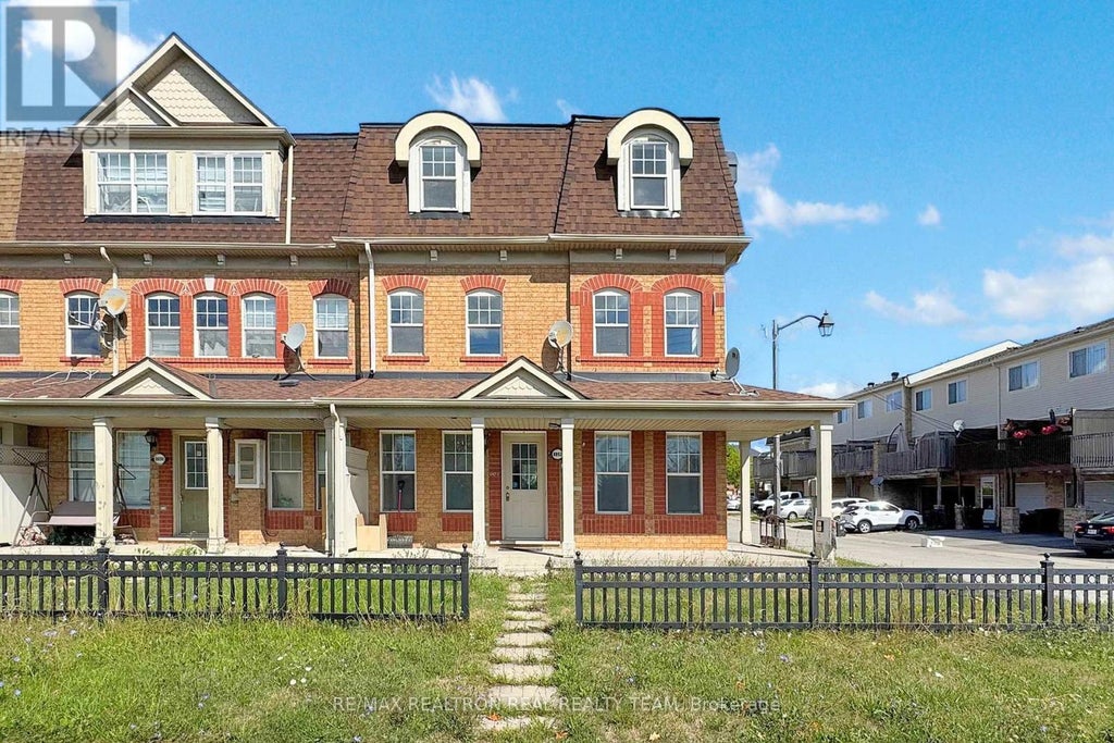 Unit B2 - 8892 Sheppard Avenue E, Toronto (rouge)