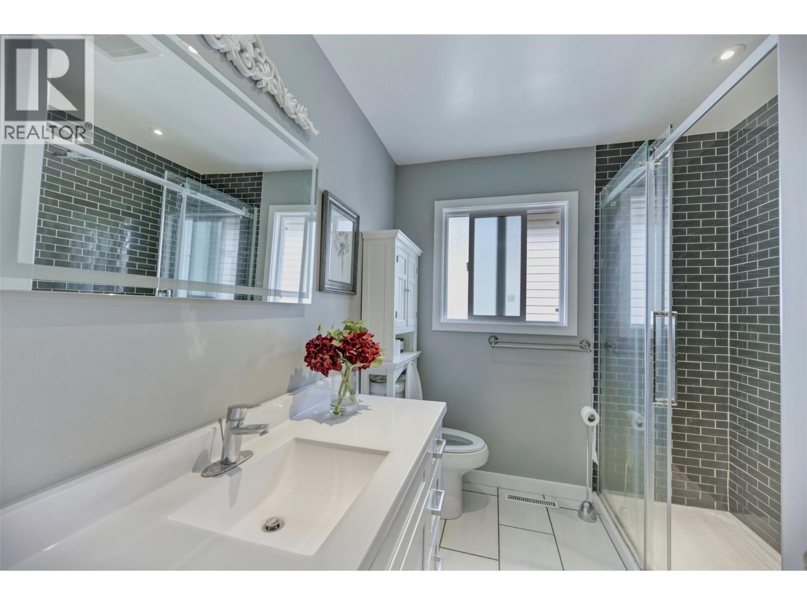 3 Killdeer Place. Osoyoos, British Columbia