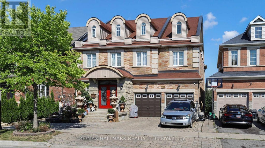 113 Fred Young Drive, Toronto (downsview-Roding-Cfb)