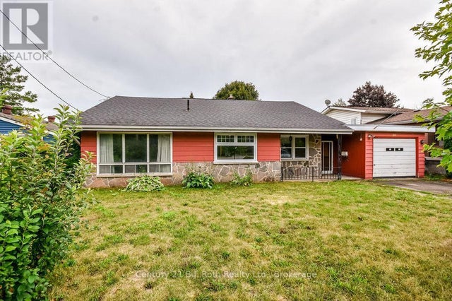 377 Barrie Road, Orillia