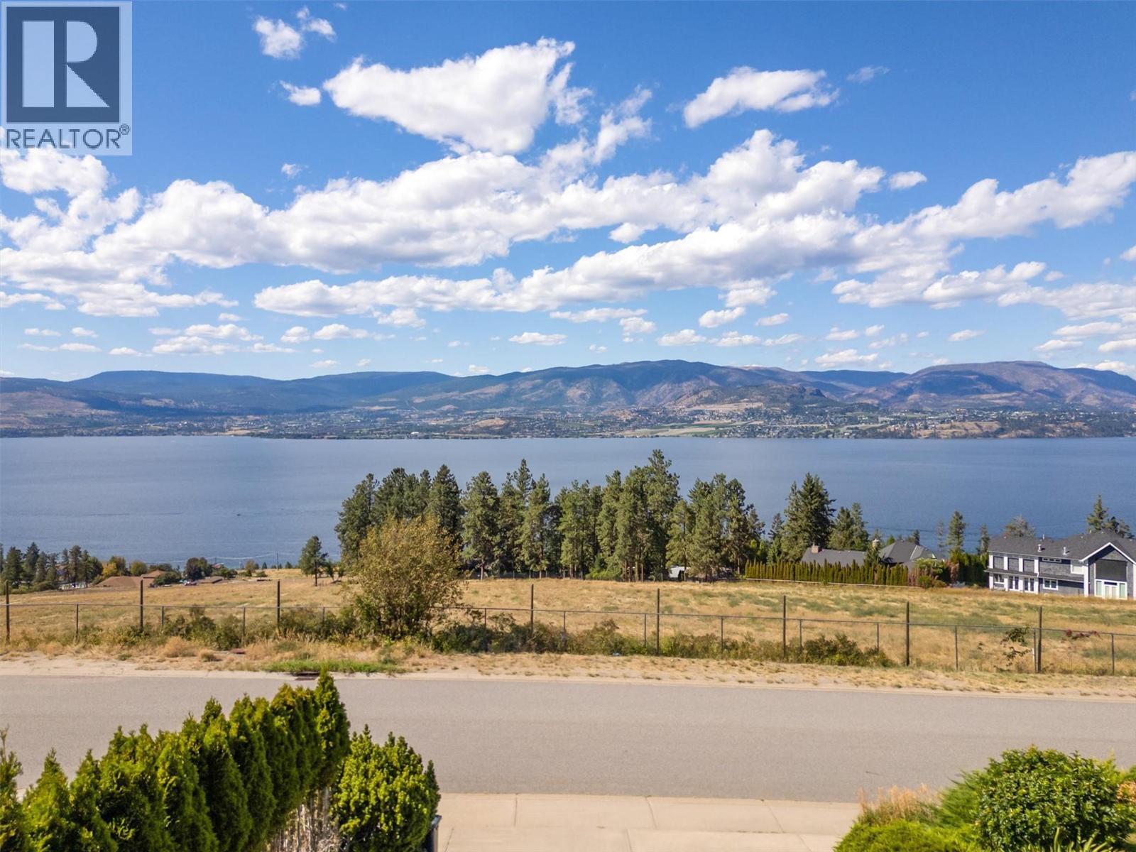 343 Stellar Drive. Kelowna, British Columbia