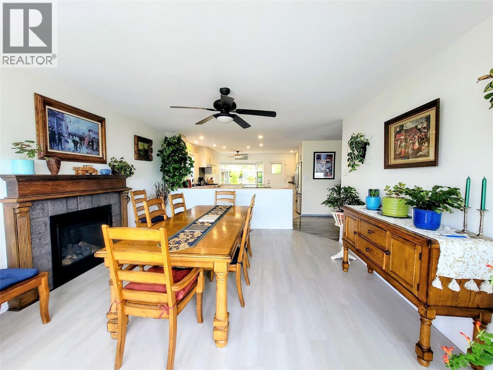 4410 Lakeshore Road Ne. Salmon Arm, British Columbia