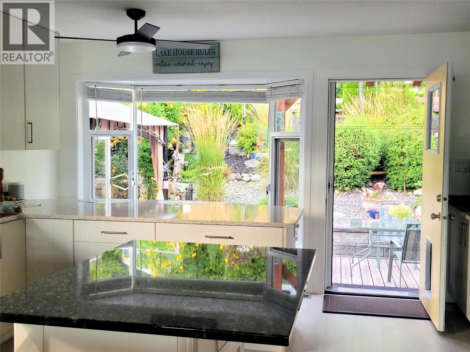 4410 Lakeshore Road Ne. Salmon Arm, British Columbia