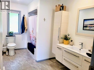 4410 Lakeshore Road Ne. Salmon Arm, British Columbia