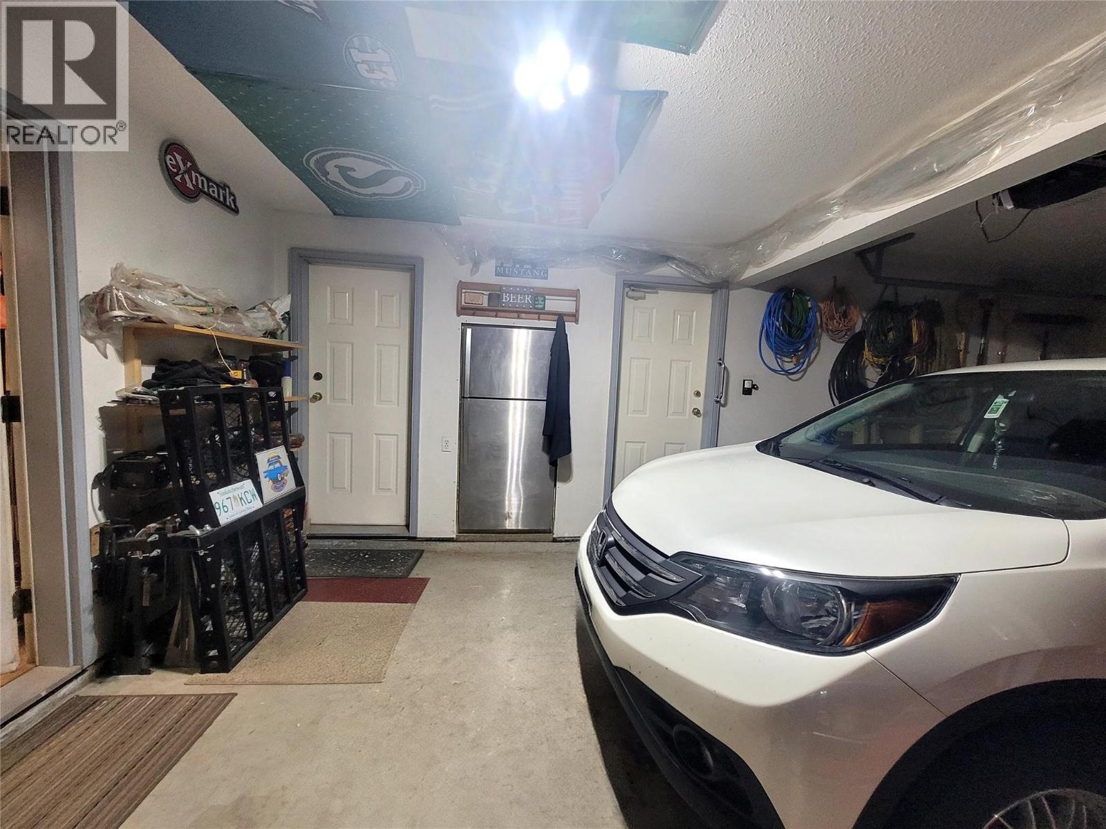 4410 Lakeshore Road Ne. Salmon Arm, British Columbia