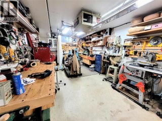 4410 Lakeshore Road Ne. Salmon Arm, British Columbia