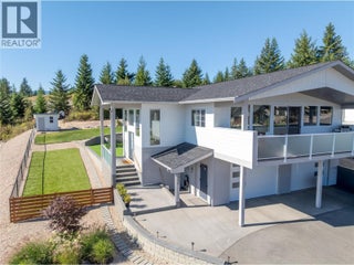 2521 Panoramic Way. Blind Bay, British Columbia