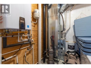 2521 Panoramic Way. Blind Bay, British Columbia