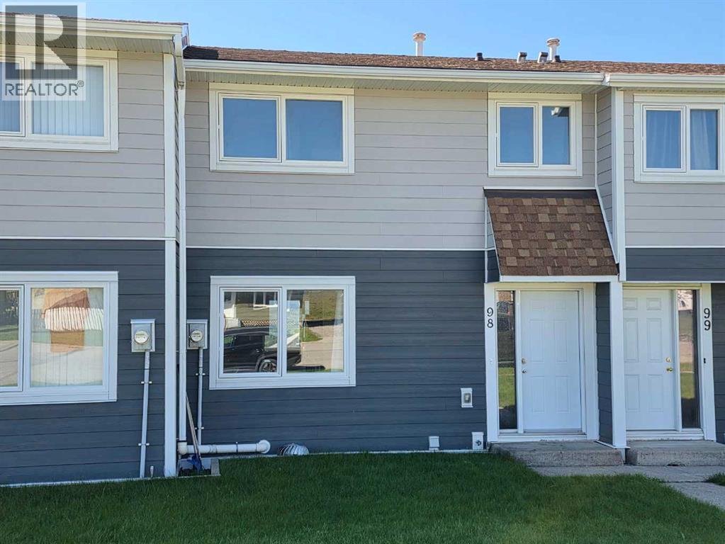 98 97 Avenue, Grande Cache