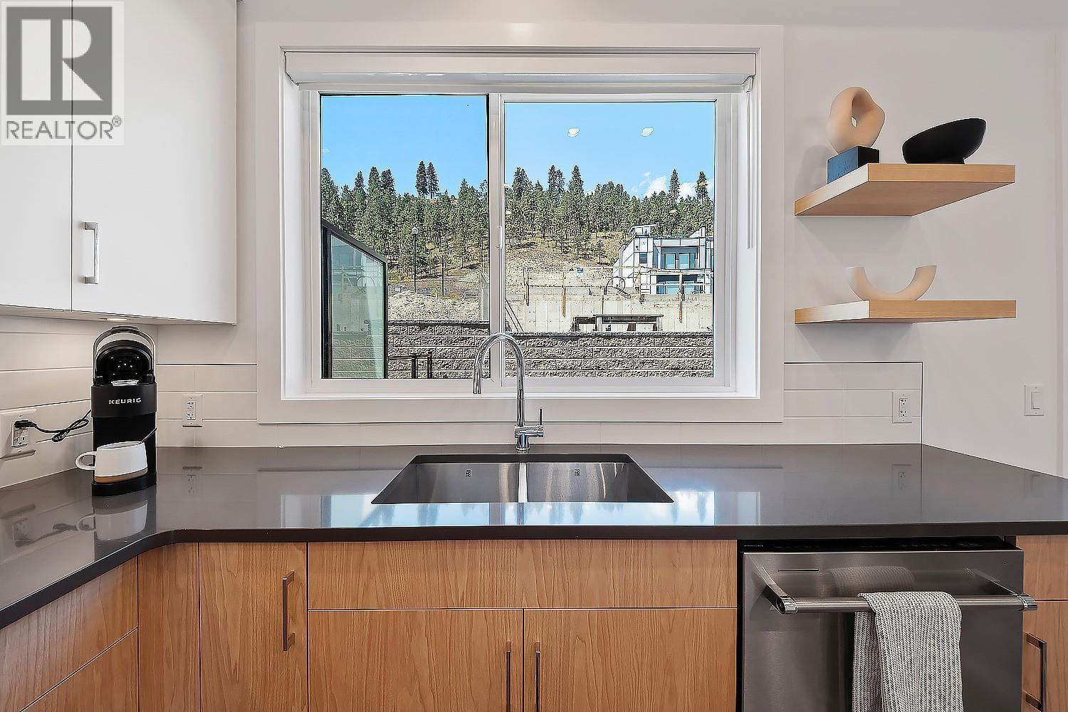 2100 Campbell Road Unit# 157. West Kelowna, British Columbia