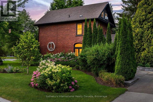 2 Erie Street, Collingwood