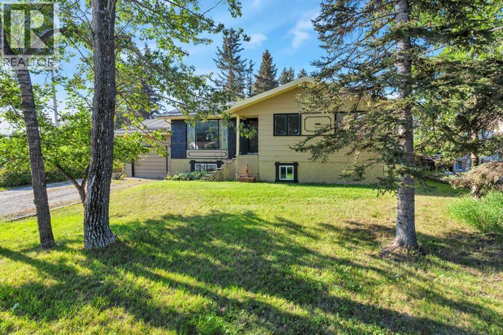 404 3 Avenue Sw, Sundre