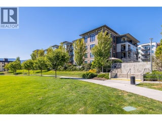1775 Chapman Place Unit# 221. Kelowna, British Columbia