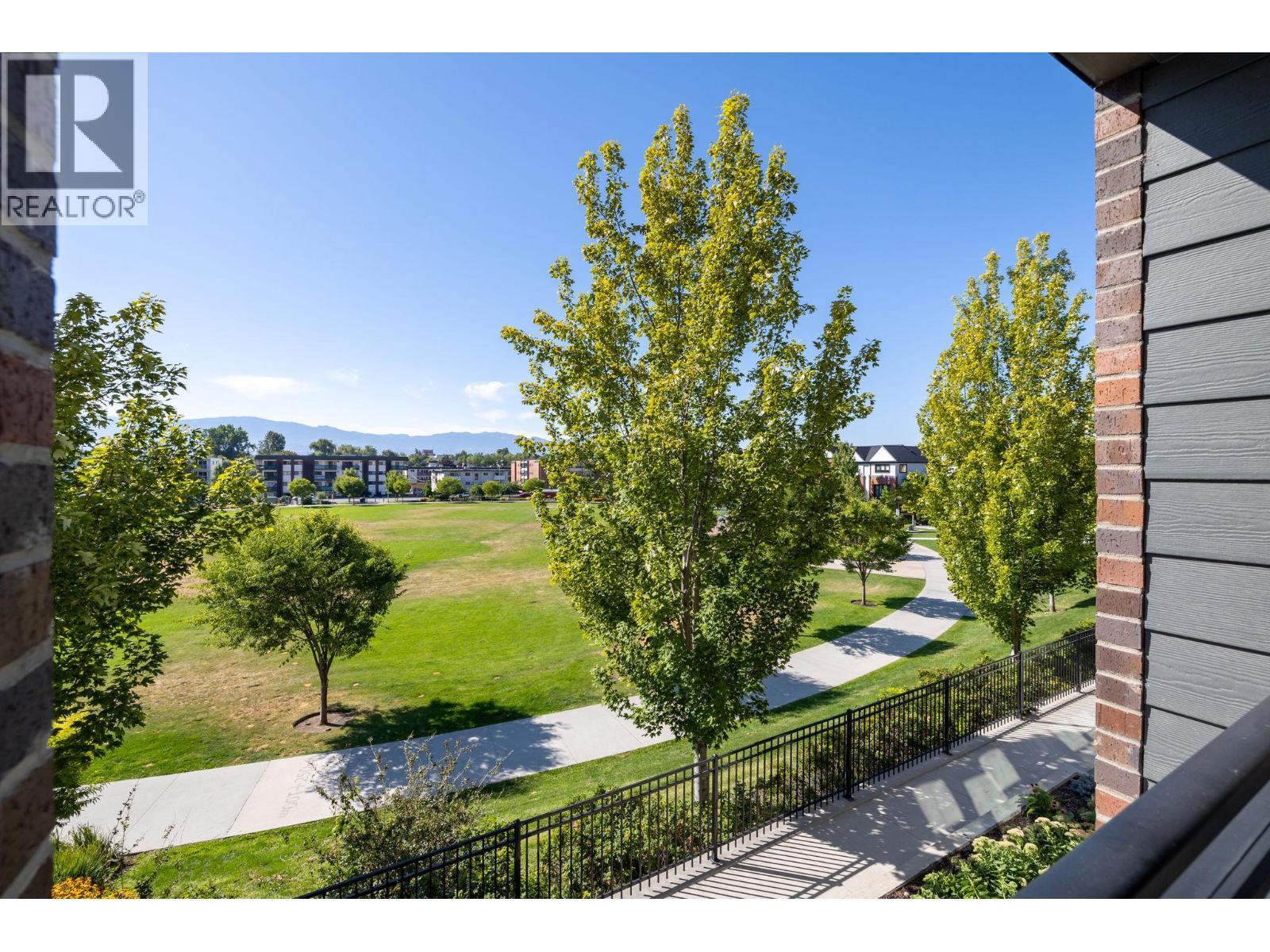 1775 Chapman Place Unit# 221. Kelowna, British Columbia