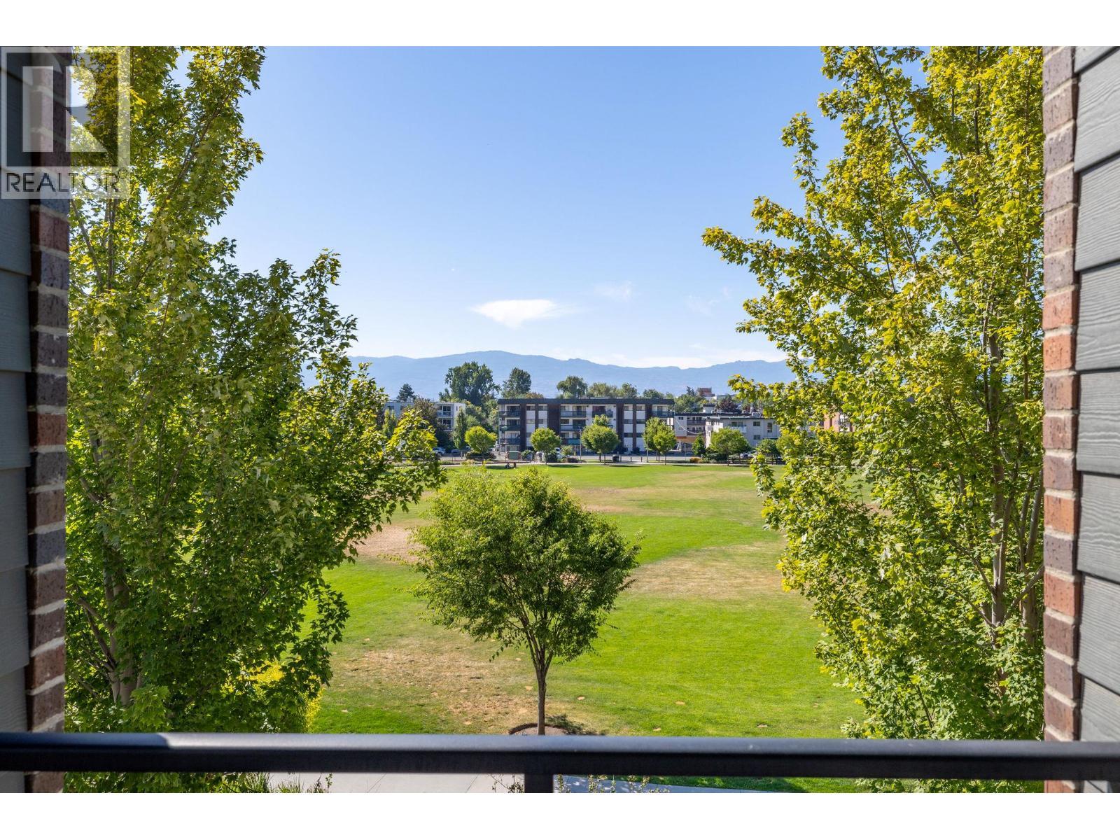 1775 Chapman Place Unit# 221. Kelowna, British Columbia