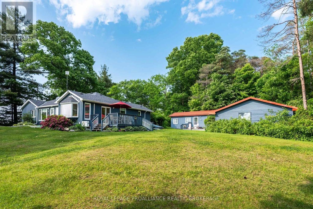 4788 Leo Lake Road, Kingston (city North Of 401)