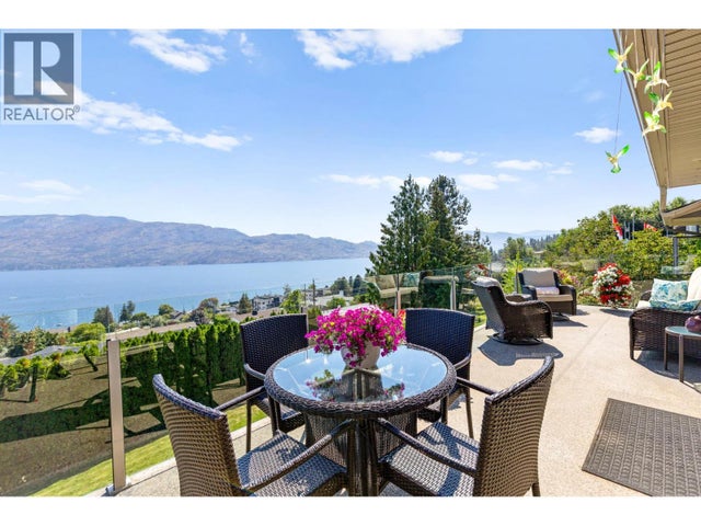 5277 Clarence Road, Peachland
