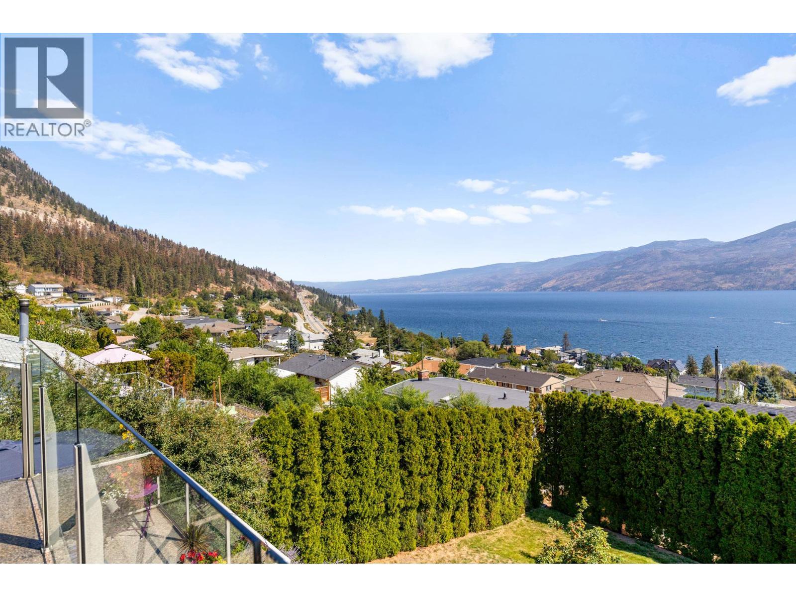5277 Clarence Road. Peachland, British Columbia