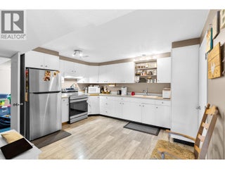 5277 Clarence Road. Peachland, British Columbia