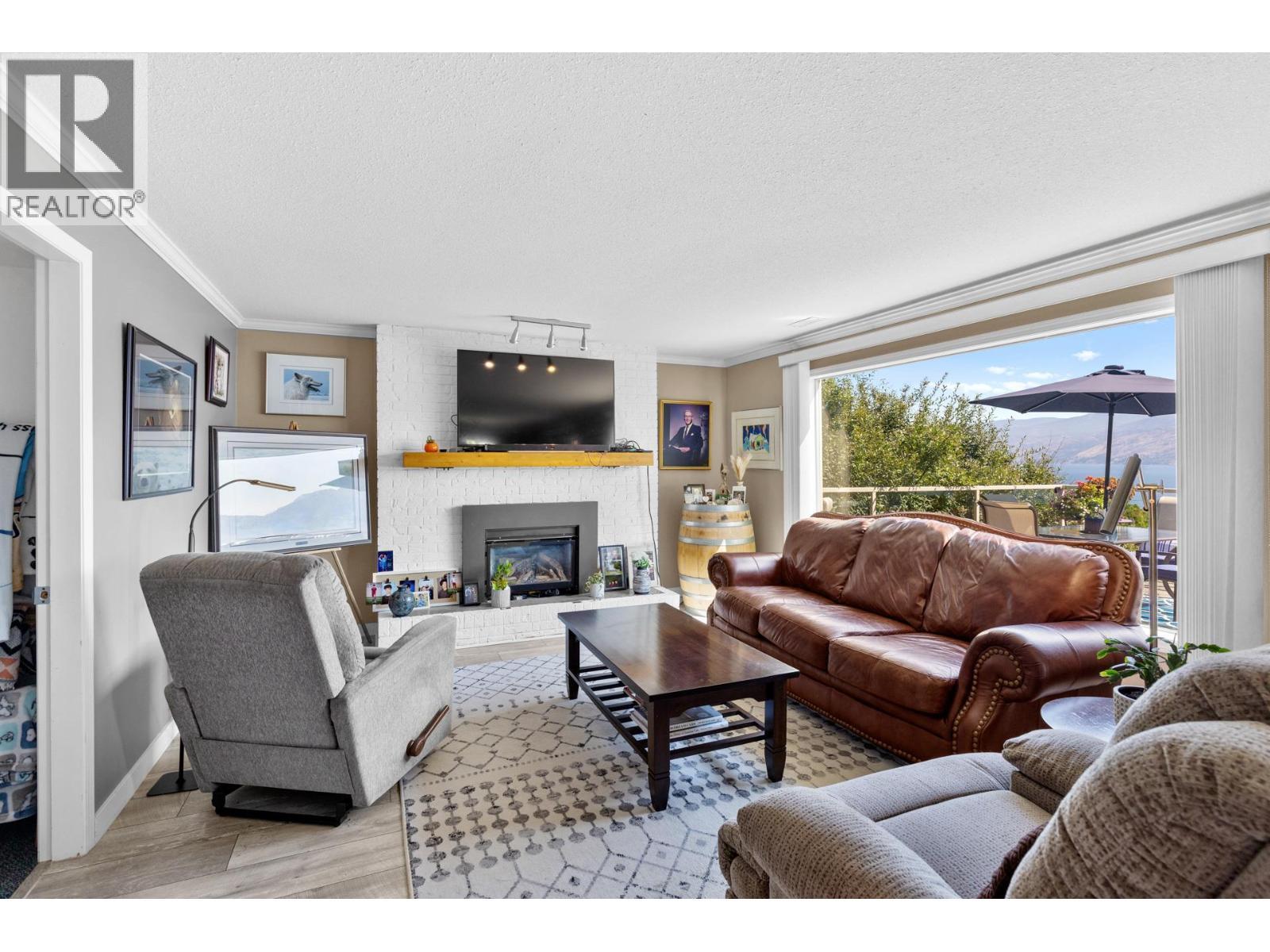 5277 Clarence Road. Peachland, British Columbia