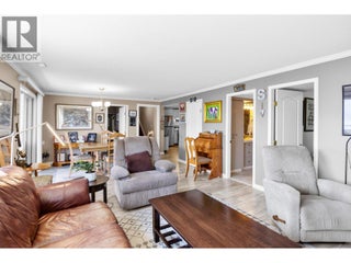 5277 Clarence Road. Peachland, British Columbia