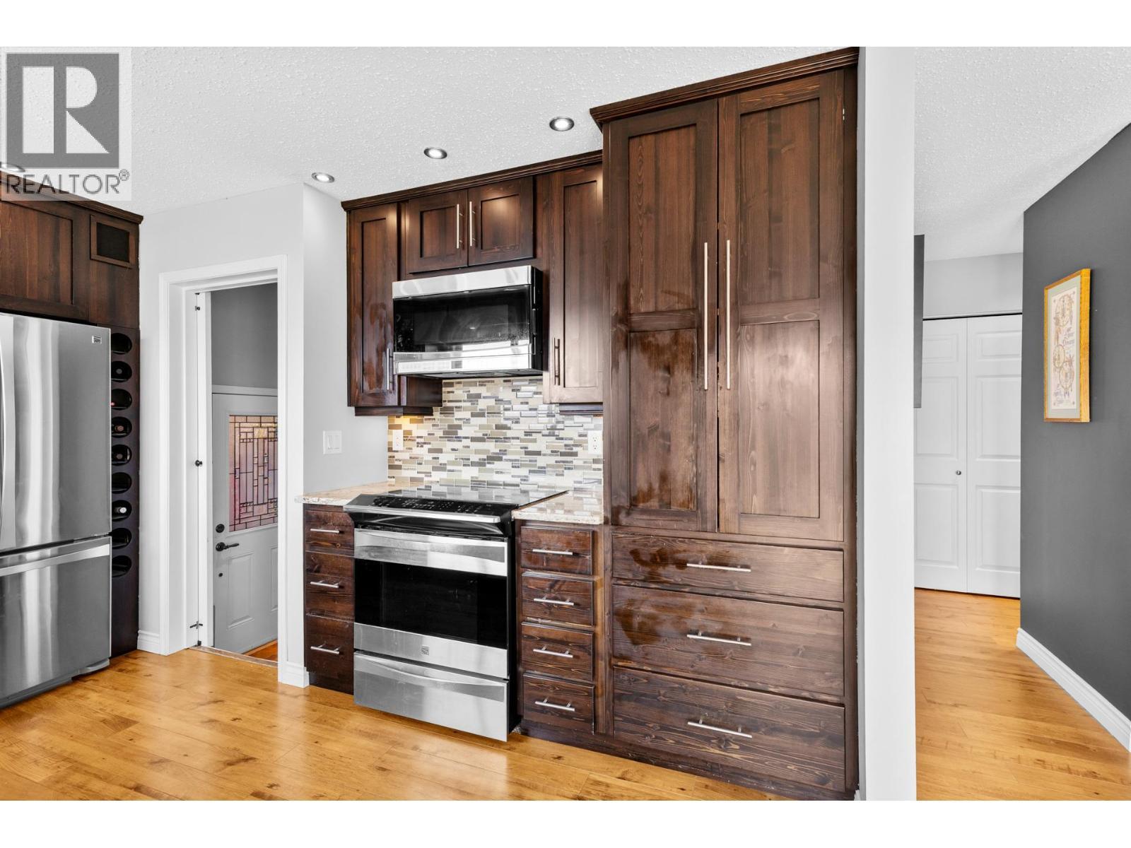 5277 Clarence Road. Peachland, British Columbia